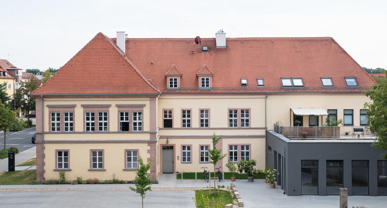 Boardinghouse Neumarkt Alte Schule Neumarkt in der Oberpfalz Exterior photo